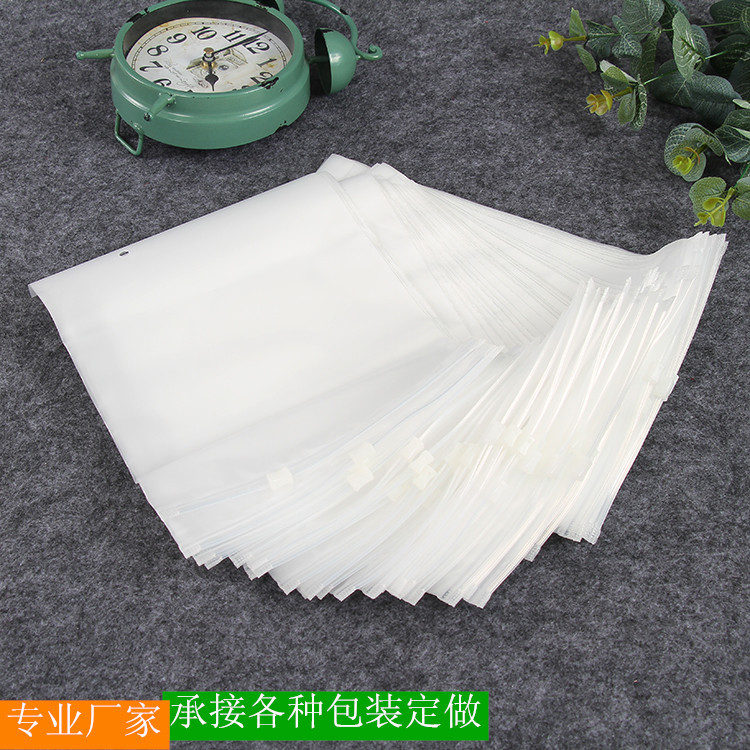 In-stock frosted transparent bags with LOGO printing, clothing packaging bags, CPE clothing zipper bags, socks and underwear packaging bags pic 16