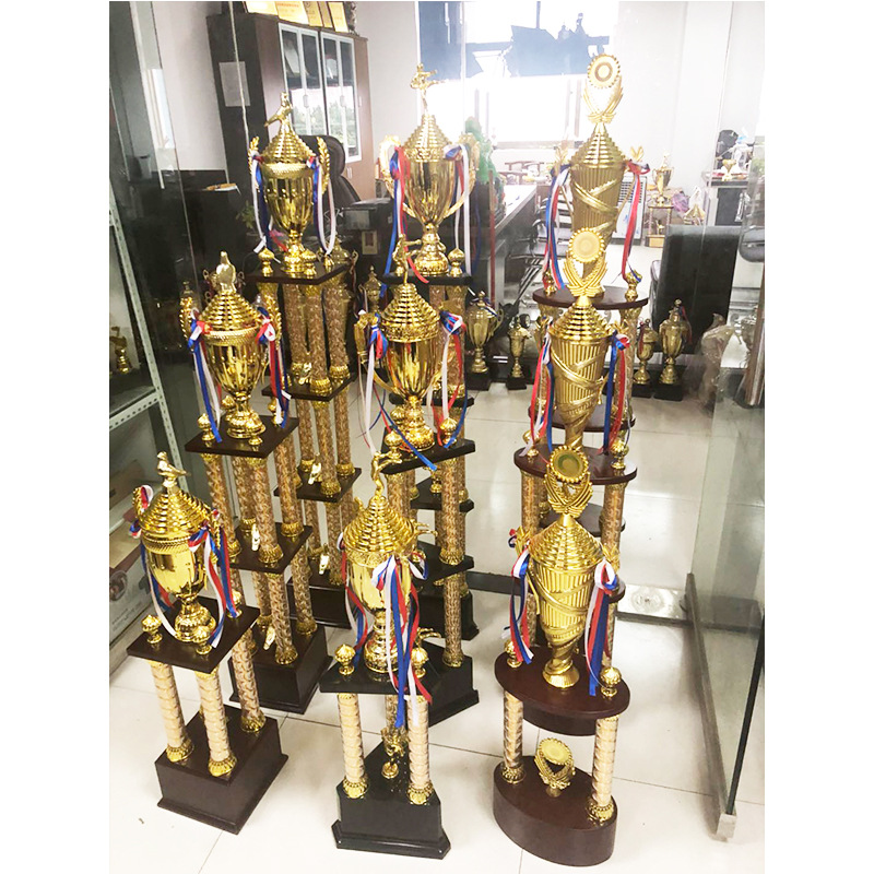 Wholesale of four-column trophies, creative high-end international large-scale competition trophies, corporate annual meeting trophies, and Taekwondo large trophies pic 17
