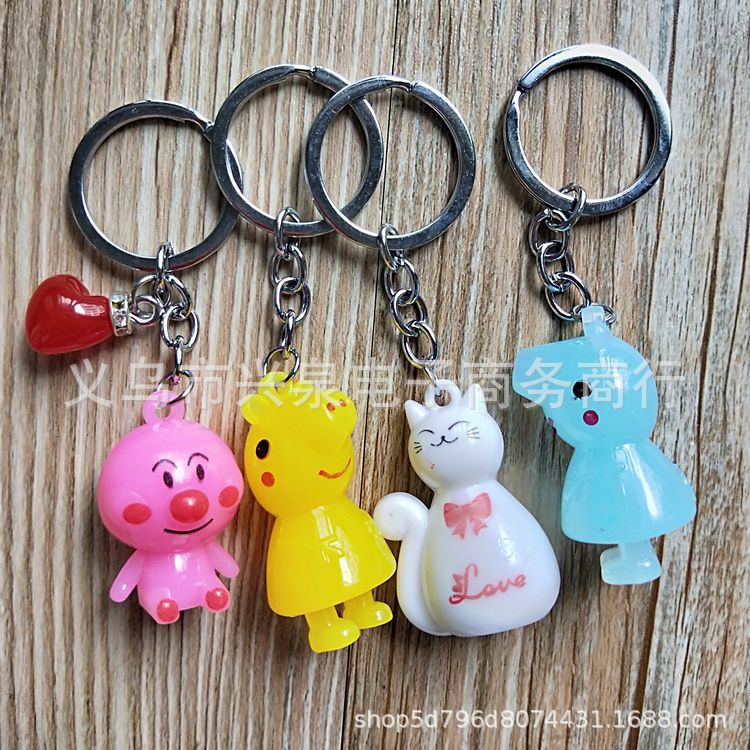 【 Zone 1-5 】 Cartoon pendants 100/ pack 2000/ box. Trendy and cute cartoon keychain pendants, bags, clothing pendants. Yiwu one-yuan store supply pic 5