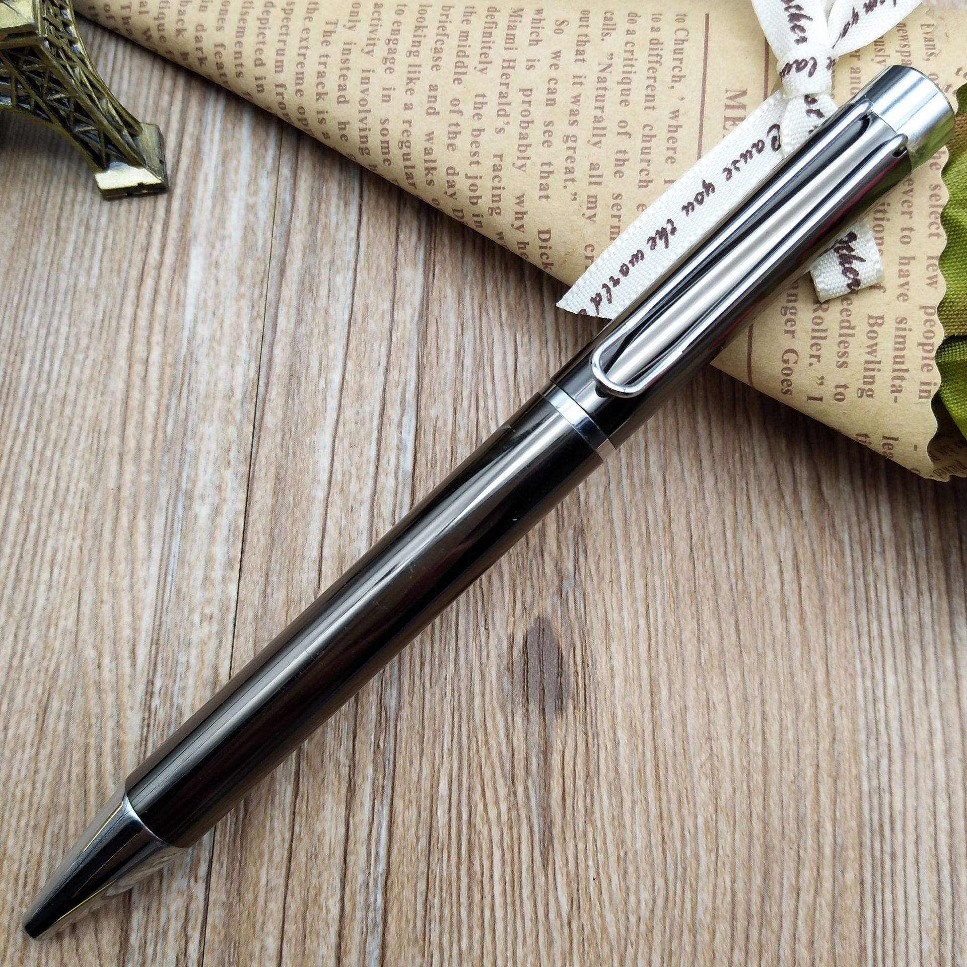 Wholesale of new metal ballpoint pens, advertising pens, rotary ballpoint pens and gift pens from the manufacturer pic 7