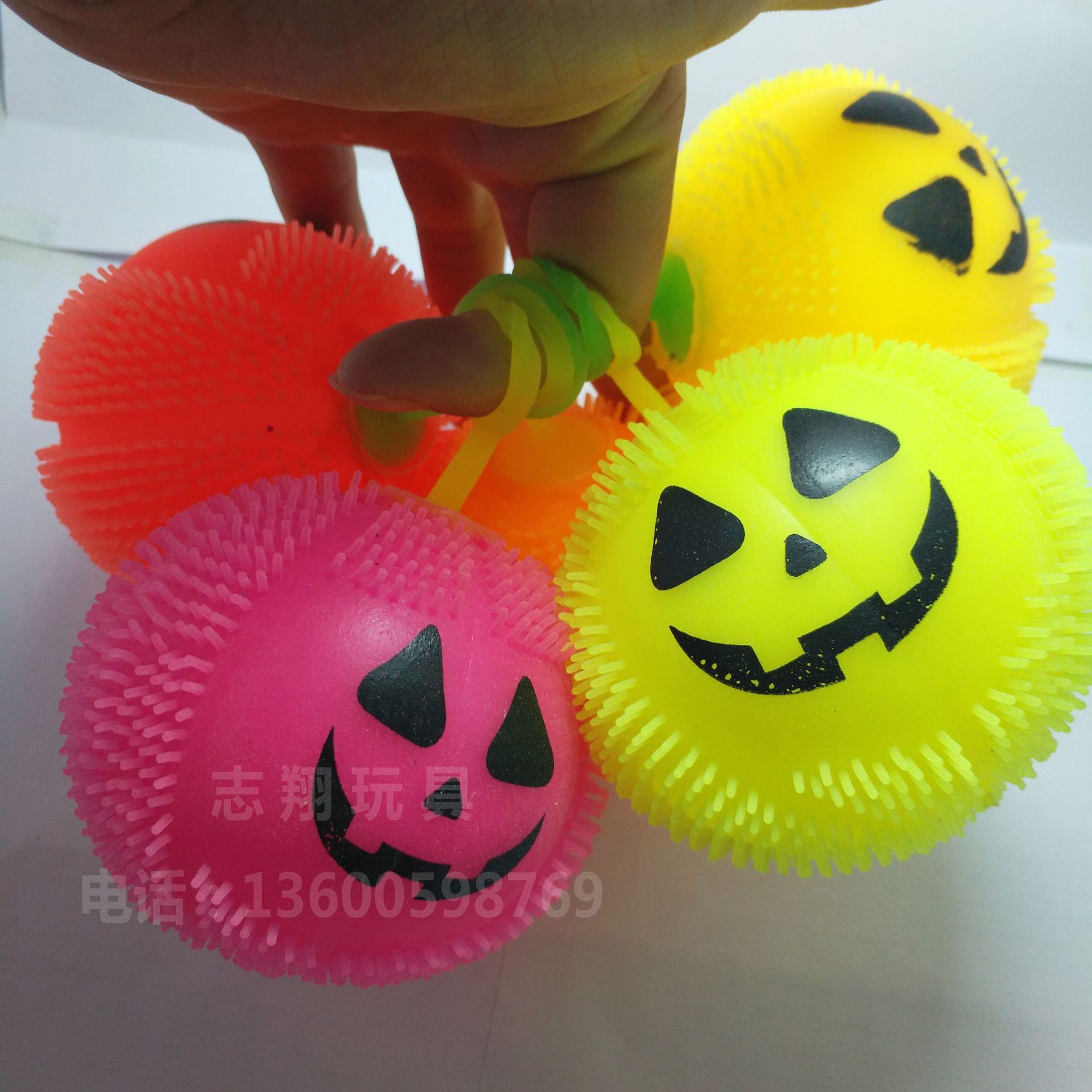 Pumpkin fluffy balls, pumpkin Ghost Festival cute venting balls, prank toys are selling well in kindergartens pic 1