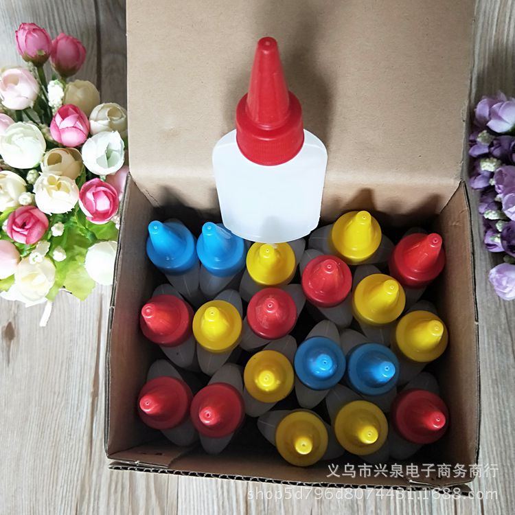 【2-4区】大瓶缝纫机油20盒 320/箱缝纫机油 一元两元日用百货 摆地摊热卖货源 大瓶机子油详情2