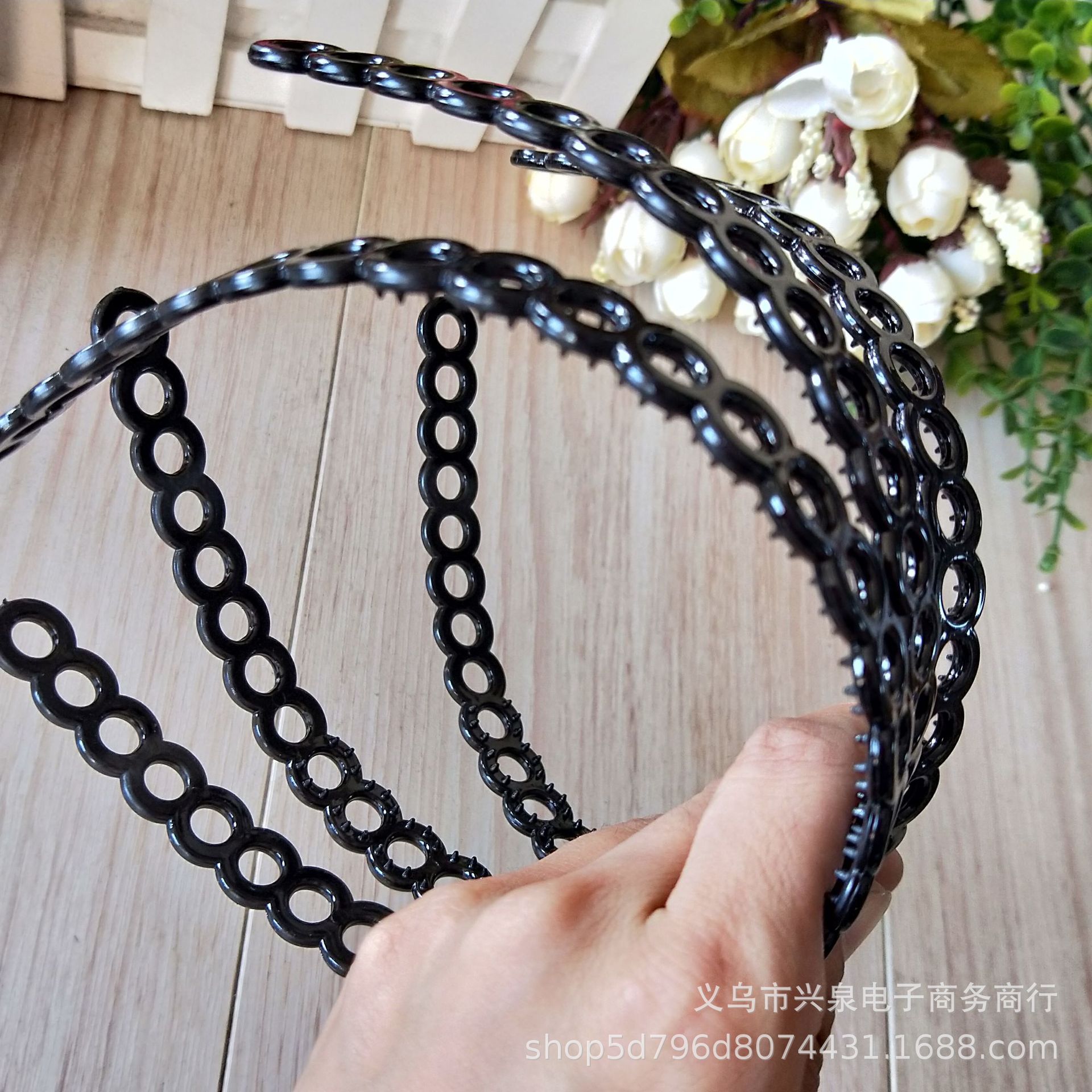 【1-9 Zones 】【 Circle Hair Clips 】20/ pack of black circle hair bands, fashionable headbands, street stall, wholesale of one-yuan accessories, one-yuan department store pic 2