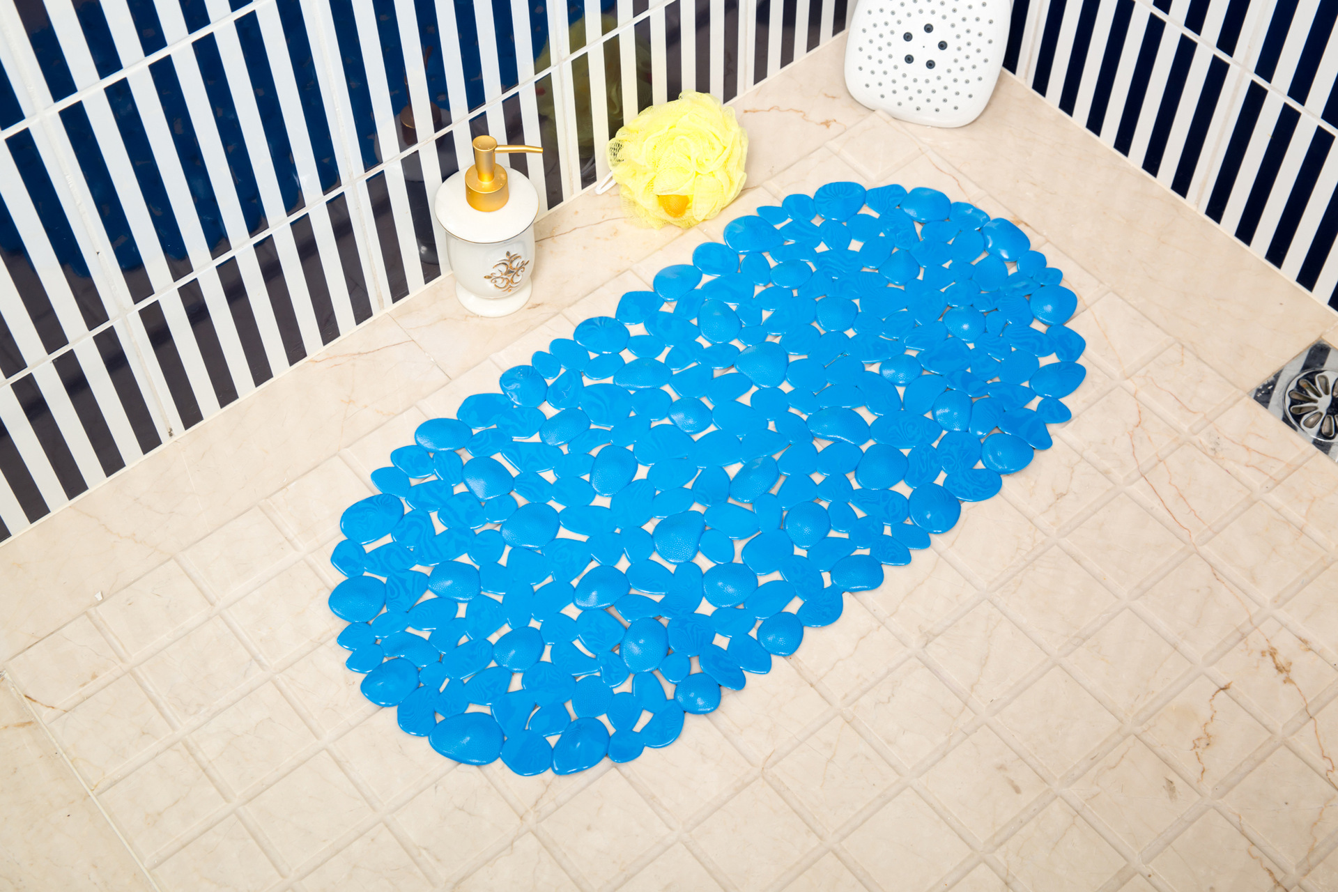 防滑浴室垫F-03实色椭圆石头洗澡垫按摩垫镂空吸盘卫浴脚垫详情7