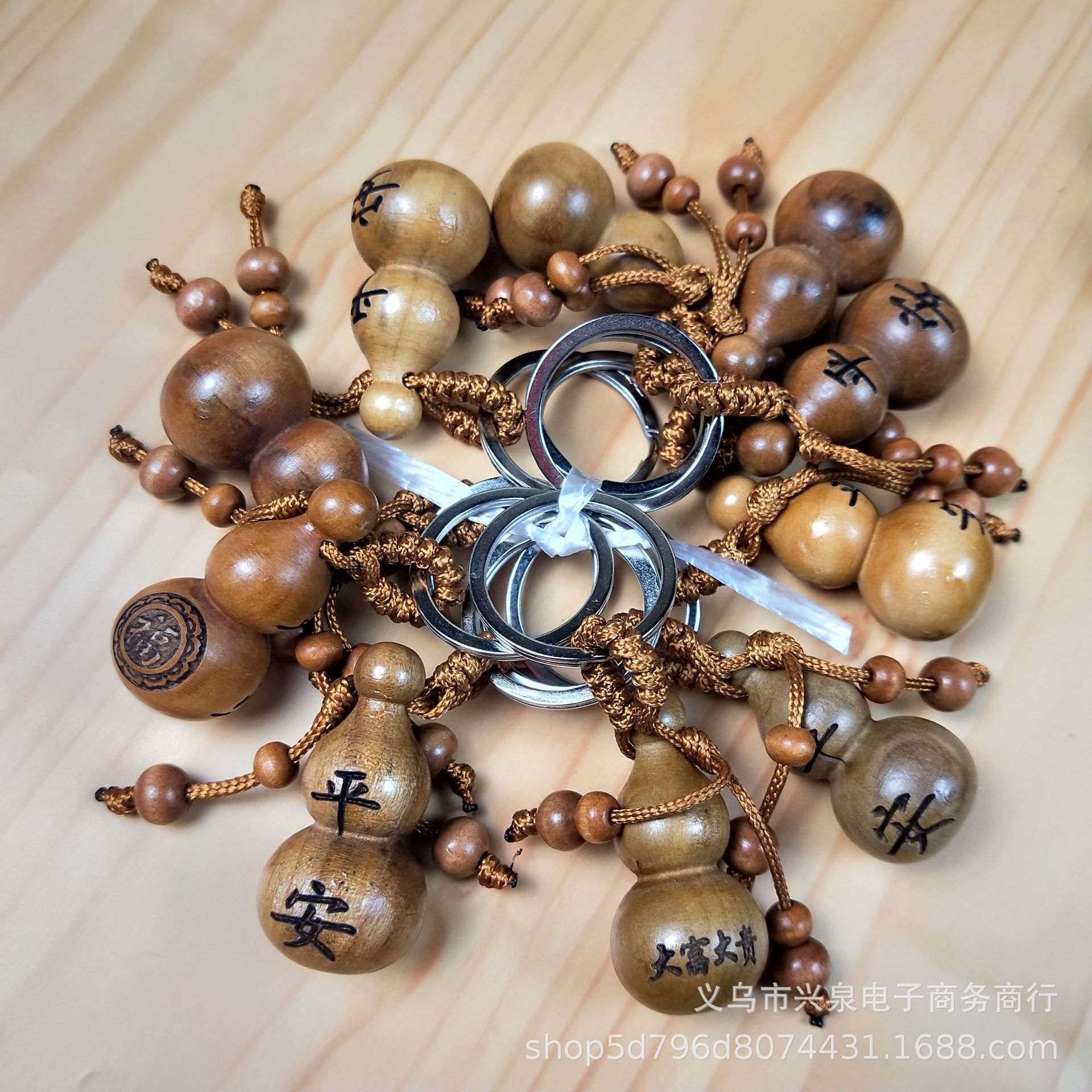 【 Zone 1-3 】 Peace Gourd 100/ Pack 2000/ Box Gourd Pendants Peace Gourd Keychains Wooden Gourd pendants 1 yuan 2 yuan store supply pic 5