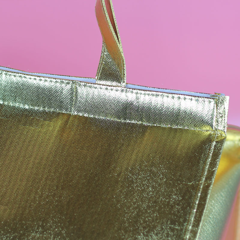 In-stock birthday cakes, hand-held insulated bags, ice packs, aluminum foil refrigerated bags, takeout preservation bags. Logos can be printed on them pic 7