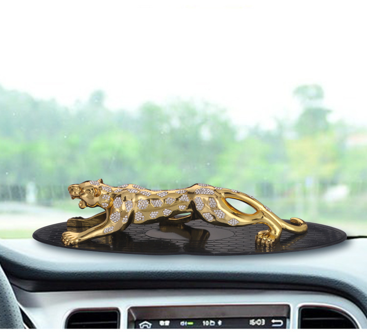 Anti-slip MATS, car ornaments, car storage MATS, car center console, instrument panel, mobile phone fixation, high-temperature resistant pic 8