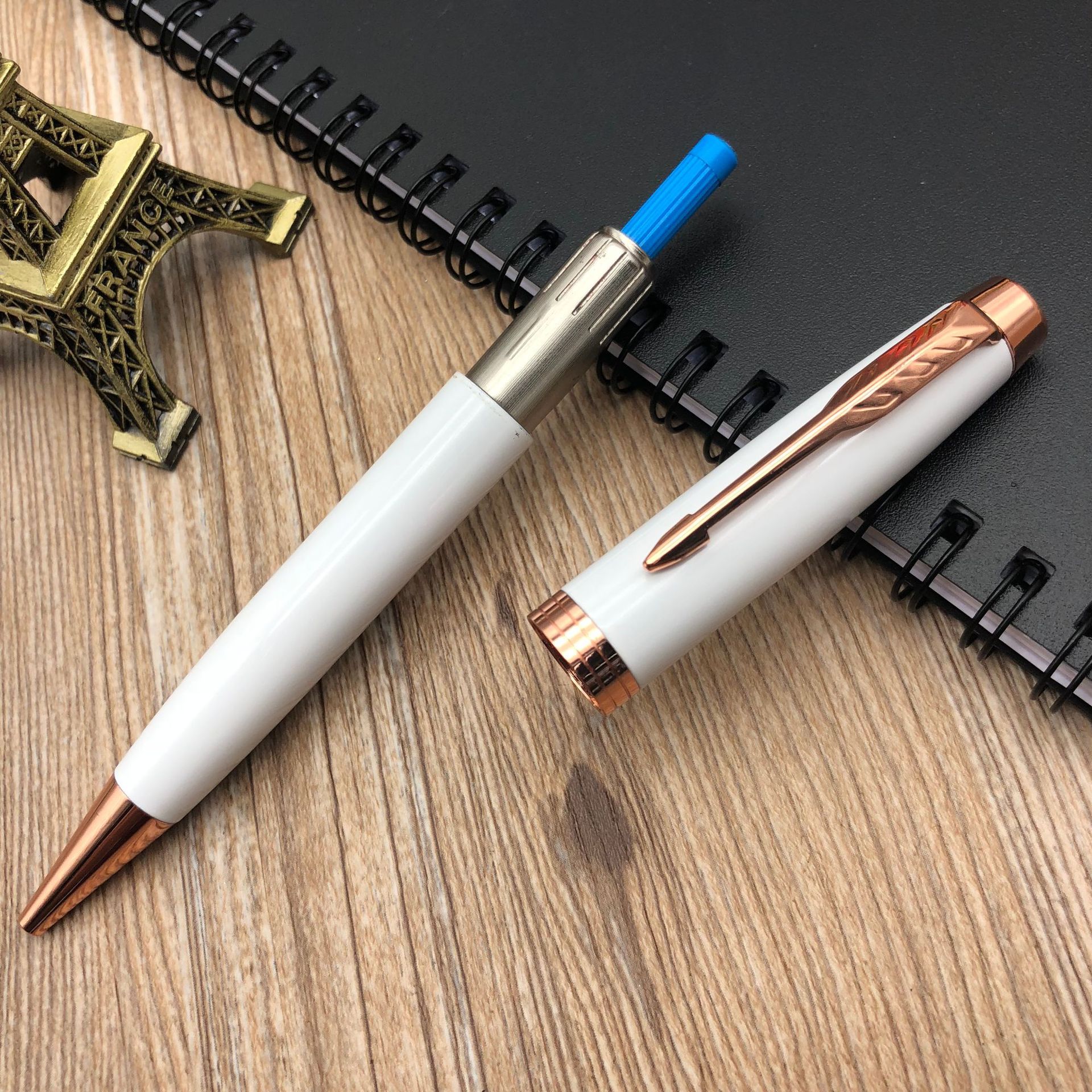 New manufacturer wholesale all-metal ballpoint pens, gift pens, advertising pens can be printed with logos pic 4