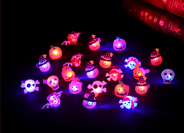 Factory direct sales of cartoon rings, luminous finger lights, led flashing, Halloween pumpkin luminous wristbands, toys and gifts pic 12