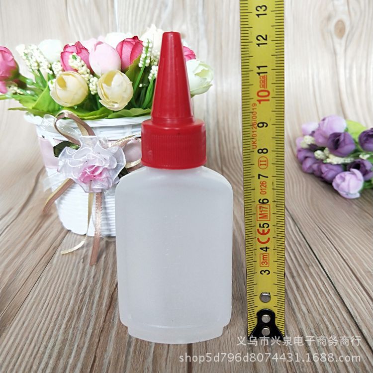 【2-4区】大瓶缝纫机油20盒 320/箱缝纫机油 一元两元日用百货 摆地摊热卖货源 大瓶机子油详情3