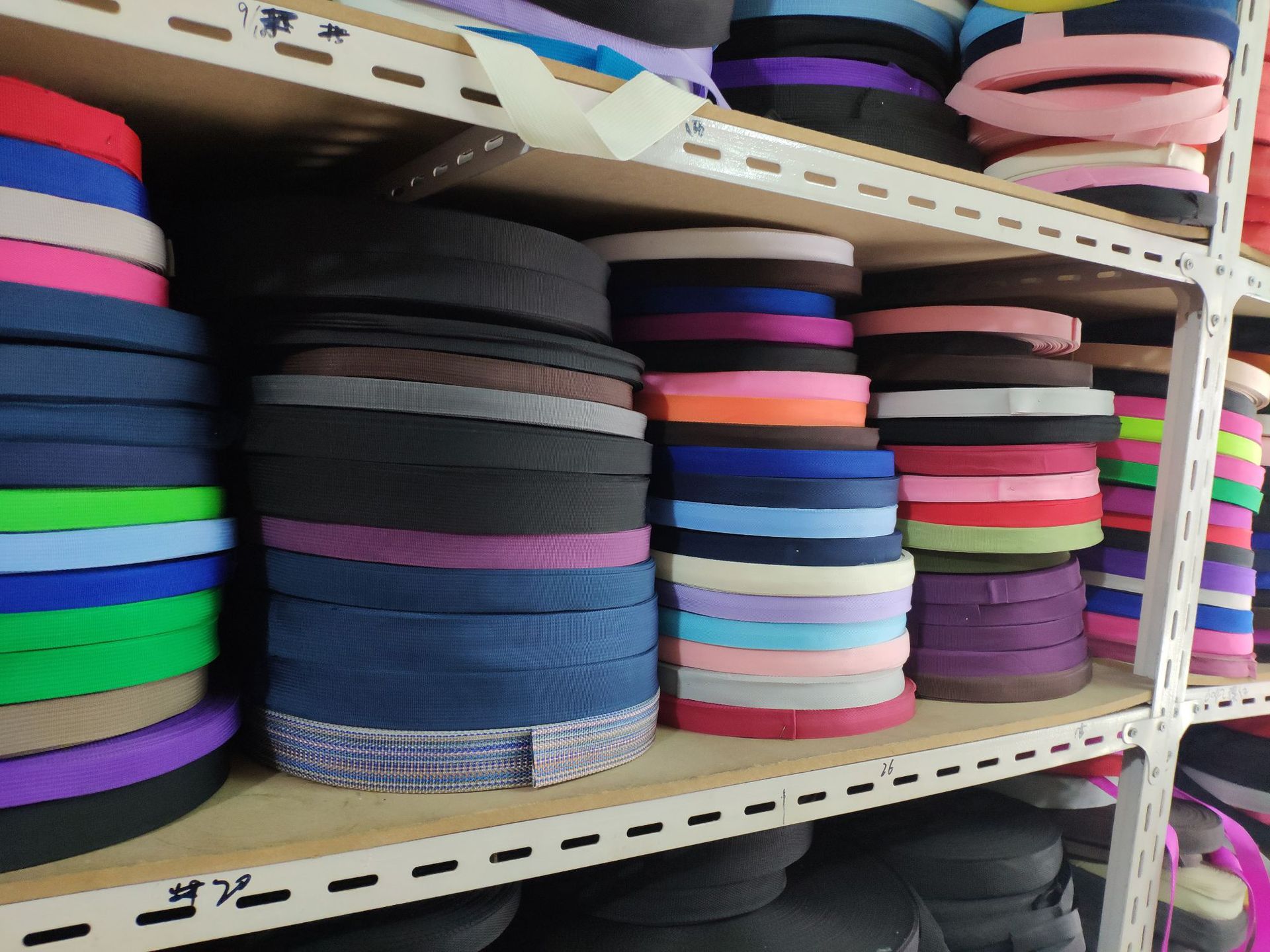 Deli Webbing Factory offers polyester imitation nylon webbing, hermetic tent backpack straps, luggage accessories, and outdoor safety belts pic 18