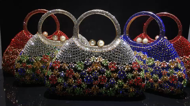 BL086 AliExpress Water Diamond Bag, Perforated Metal diamond-encrusted Dinner Bag, Full Diamond handbag for Foreign Trade Ladies, Banquet Bag pic 54