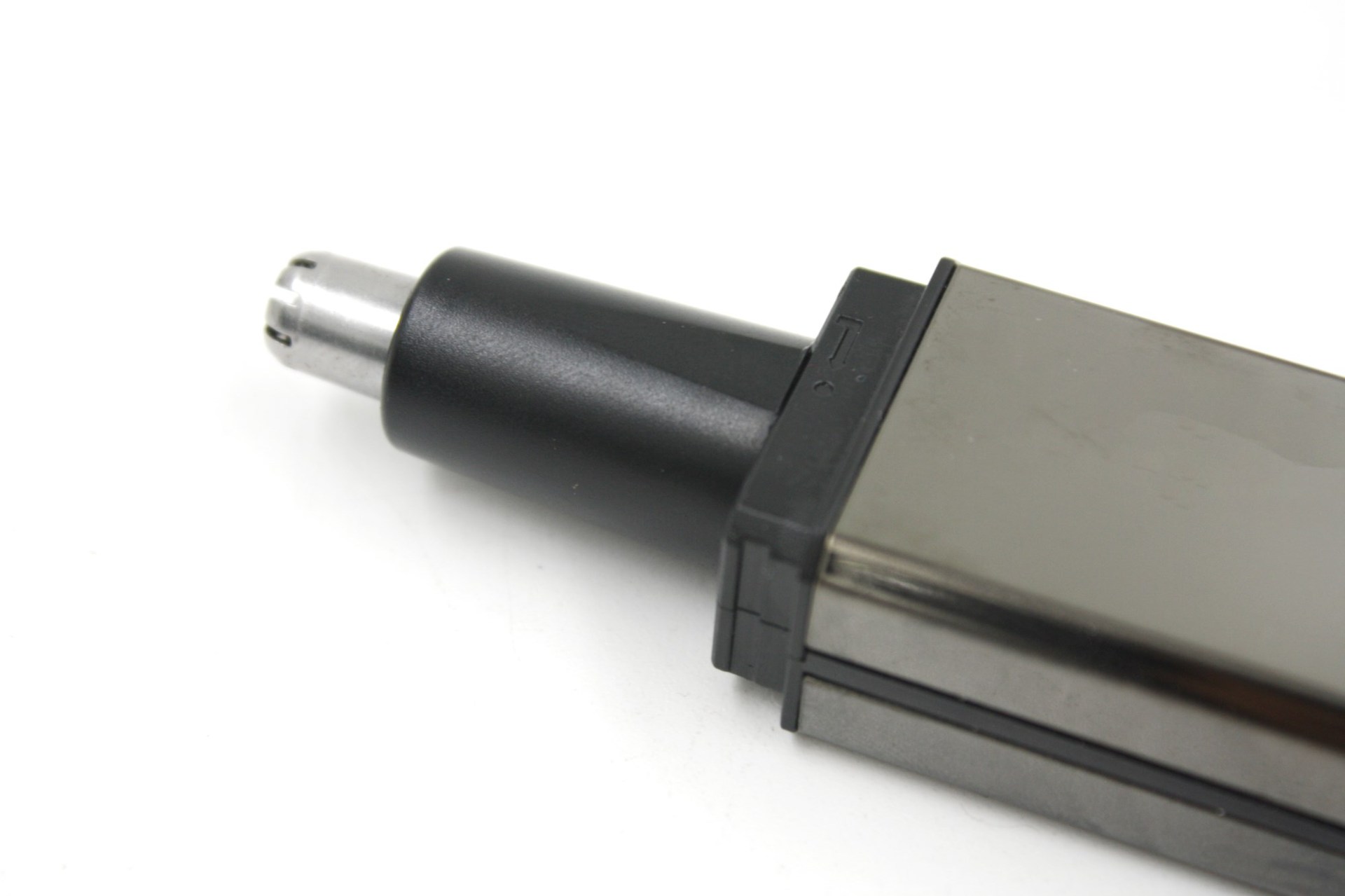 Geemy3116 rechargeable nasal hair trimmer four-in-one multi-functional nasal hair trimming pic 8