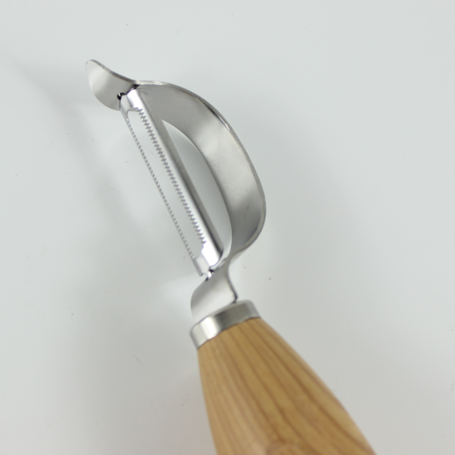 【 Factory Direct Sales 】 Fruit and vegetable peelers, stainless steel fruit and vegetable peelers, wooden handle melon peelers, small tools pic 7