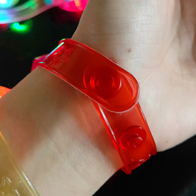 闪光手腕带发光卡通手镯发光手表带卡通手环闪光玩具厂家批发详情12