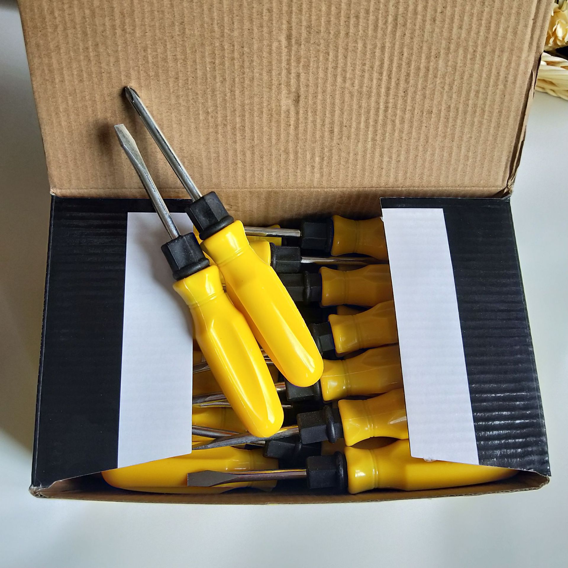 【 Zone 1-8 】 Thick-handled 4-inch dual-purpose screwdriver, 40/ box, 600/ box, single-head cross-shaped multi-functional screwdriver, dual-head screwdriver, 4-inch dual-purpose screwdriver, 1 yuan, 2 yuan pic 1
