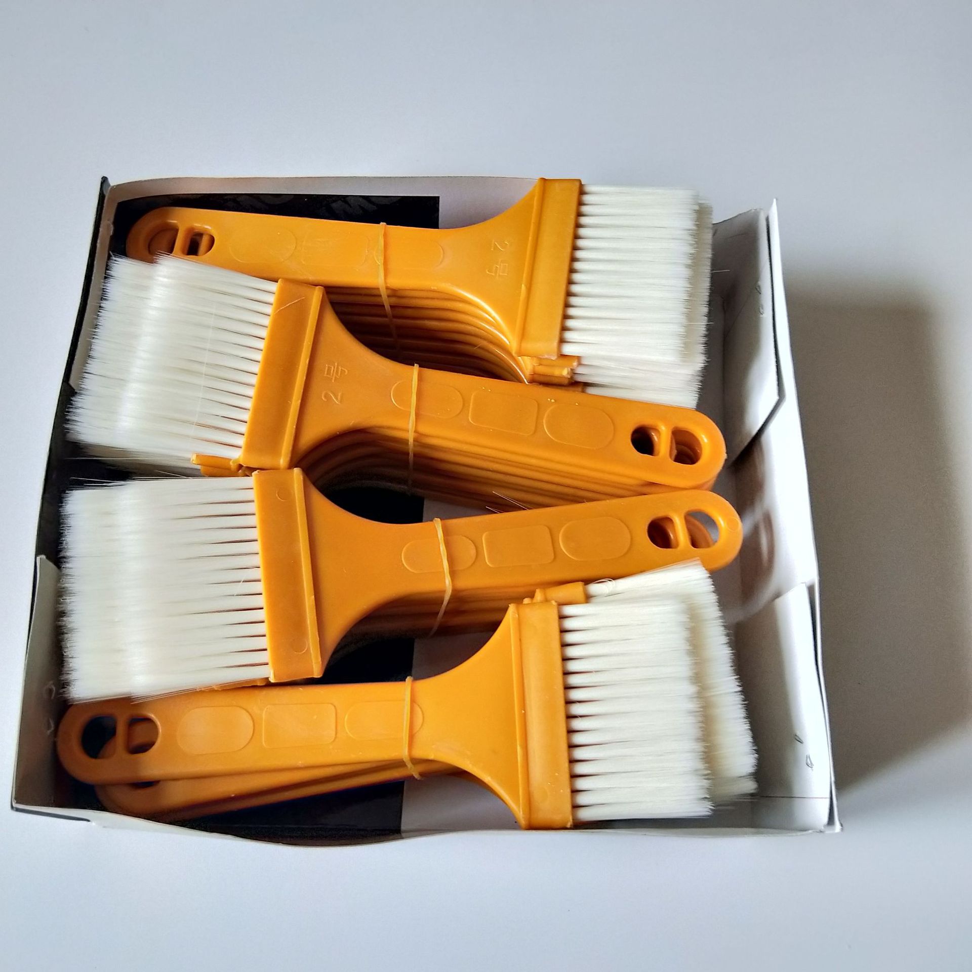 【 Zone 3-7 】 No. 2 board brush: 40 yuan per box, 1680 yuan per box, 1 yuan. Store: Yellow bristle brush, white bristle brush, paint brush, barbecue brush: 1 yuan, 2 yuan wholesale pic 1