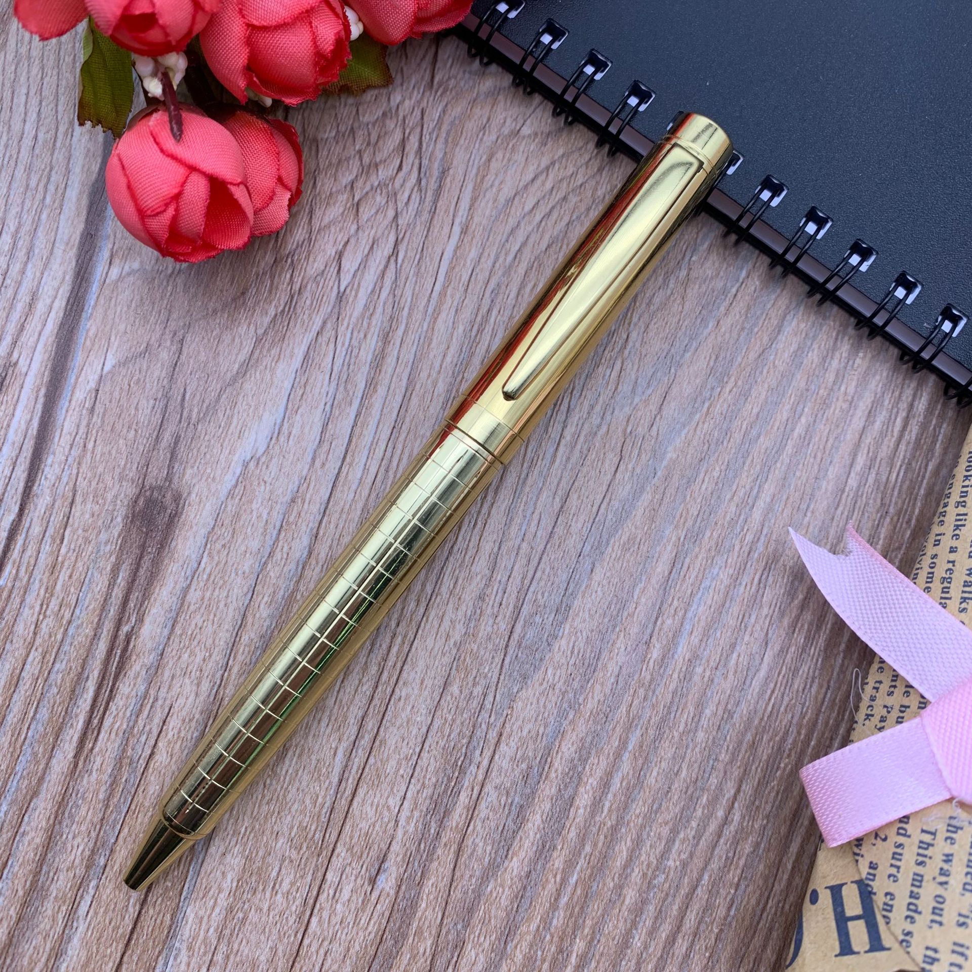 New manufacturer wholesale engraved pens, rotary metal pens, signature pens, advertising pens can be laser-engraved pic 5