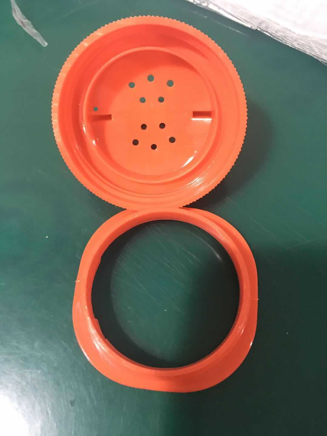 TV产品烹饪煮蛋器耐高温塑料硅胶鸡蛋杯厨具神器蒸蛋杯六个装跨境详情4