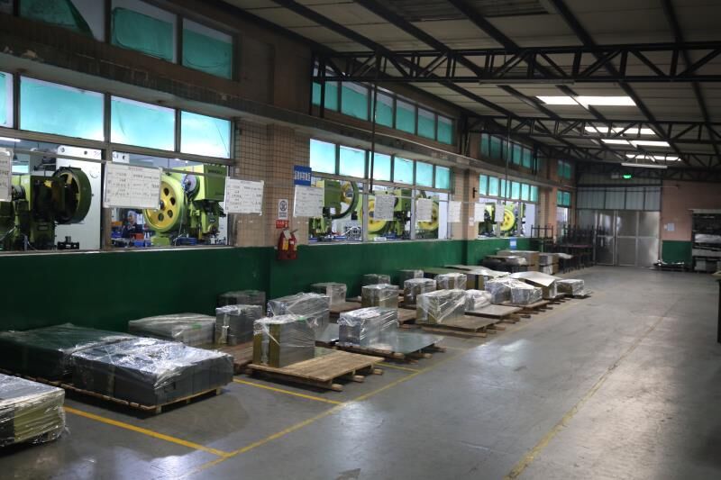 淡黄色条纹钥匙扣小橡皮筋收纳铁盒 心形两片罐马口铁盒可定/制详情32