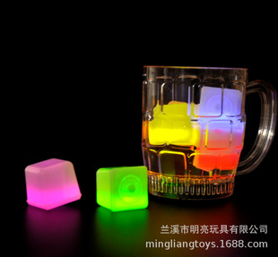 荧光面具 夜光眼罩六一儿童节道具 酒吧化妆舞会用品节日批发混发详情21