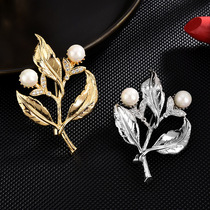 新款春季胸针女高档简约别针时尚创意胸针别镂空树叶羽毛百搭精致详情5