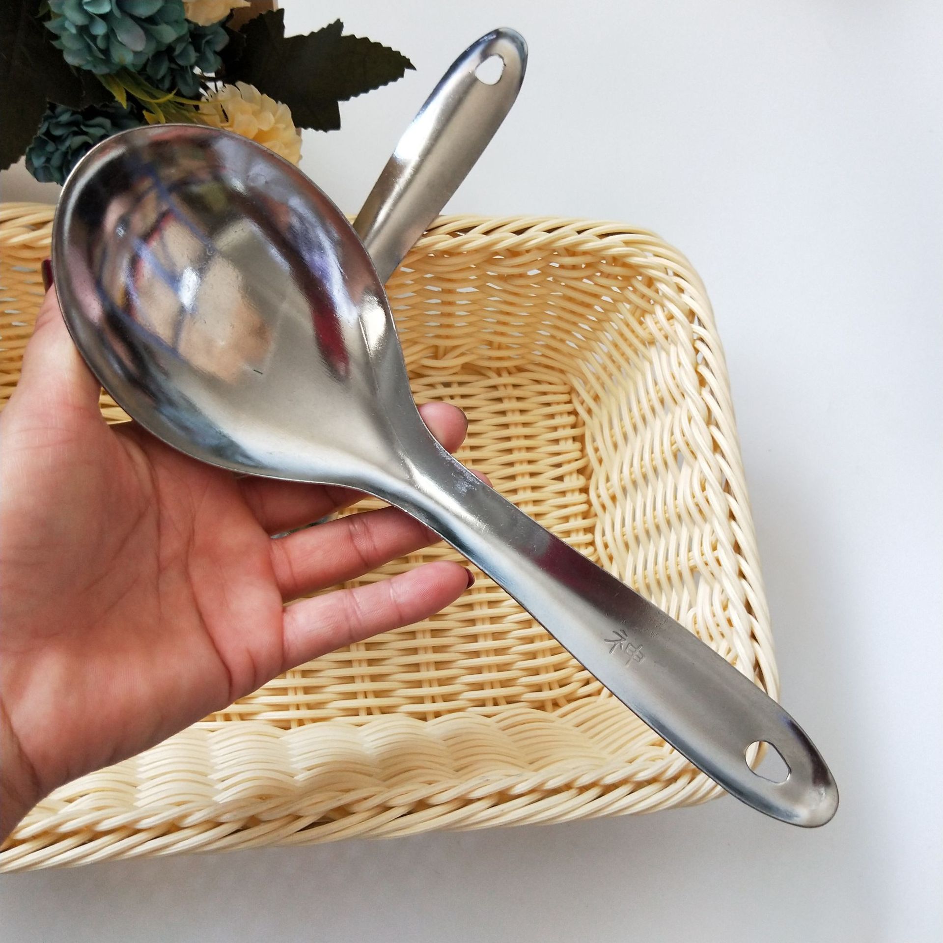 【 Zone 1-10 】 Large rice spoon 10/ piece 1000/ Soup spoon Metal steel spoon Metal rice spoon 1 yuan supply Metal large spoon 1 yuan 2 yuan wholesale pic 3