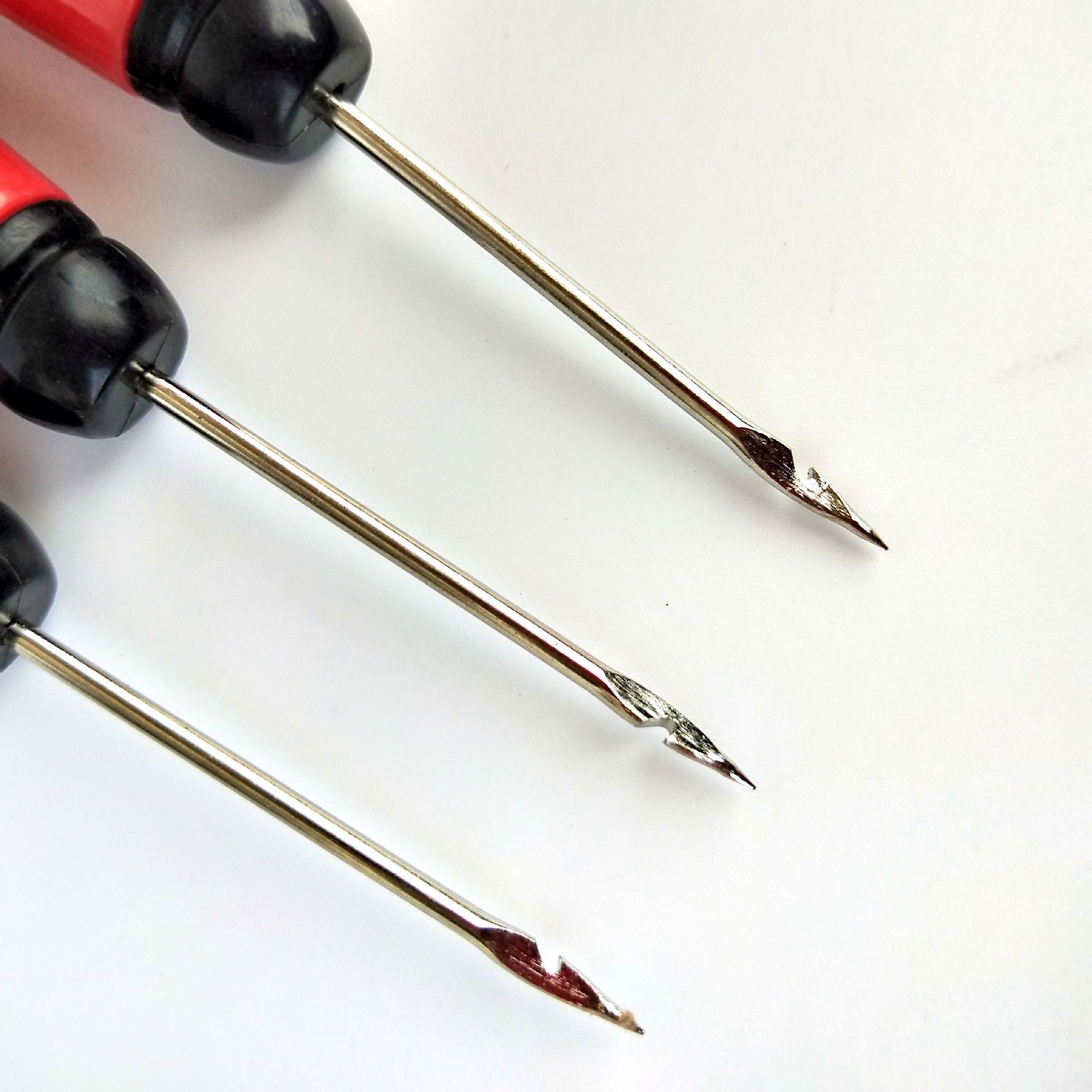 【 Zone 1-6 】 Large red [hook] vertebrae 30/ box 1200/ box 1 yuan 2 yuan Store large hook vertebrae red handle stainless steel hook vertebrae crochet shoe repair vertebrae 1 yuan product pic 1