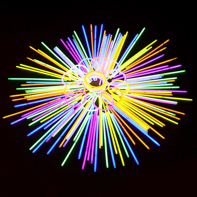 桶装荧光棒一次性七彩荧光棒演唱会户外儿童夜光舞发光棒批发详情4