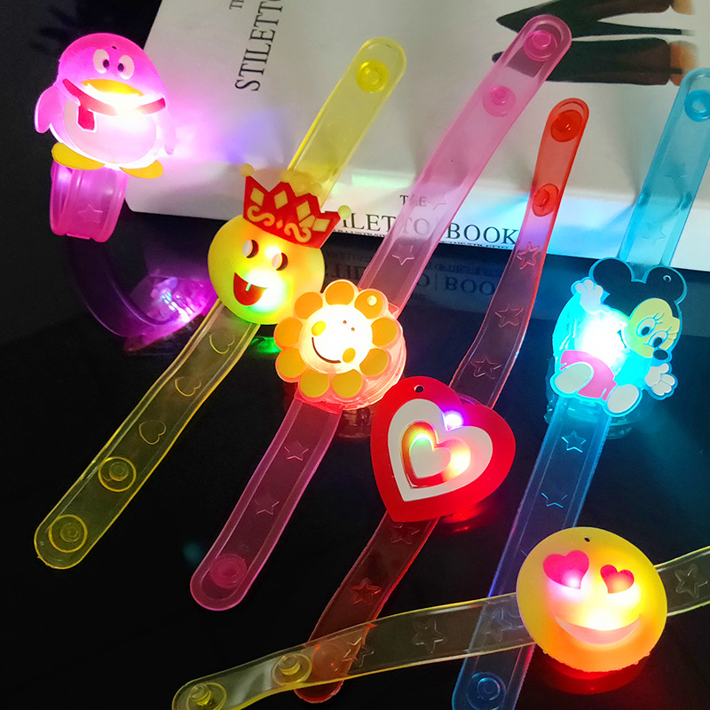 闪光手腕带发光卡通手镯发光手表带卡通手环闪光玩具厂家批发详情7