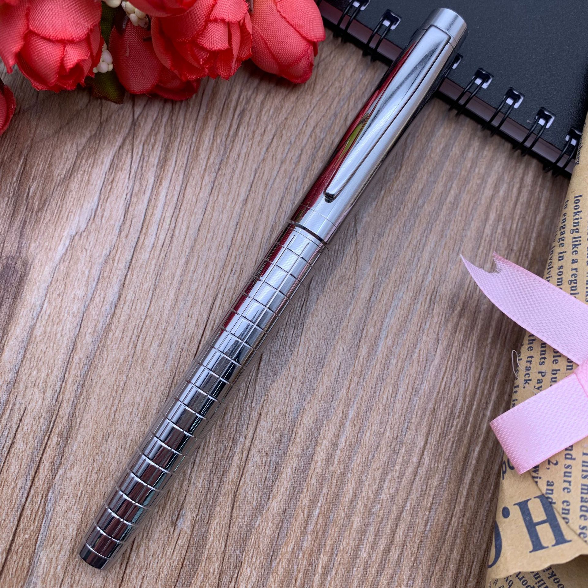 New manufacturer wholesale engraved pens, rotary metal pens, signature pens, advertising pens can be laser-engraved pic 8