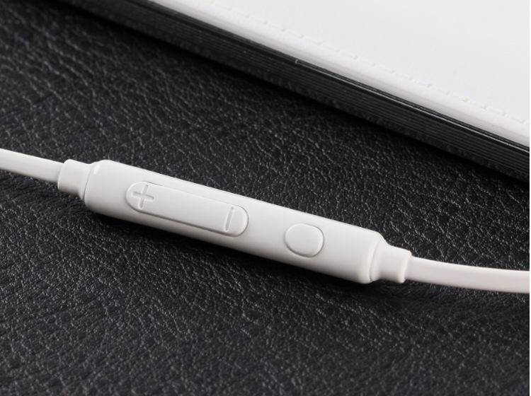 Wholesale of new S6/s7 mobile phone wire-tuned bass headphones with in-ear tpe cable pic 8