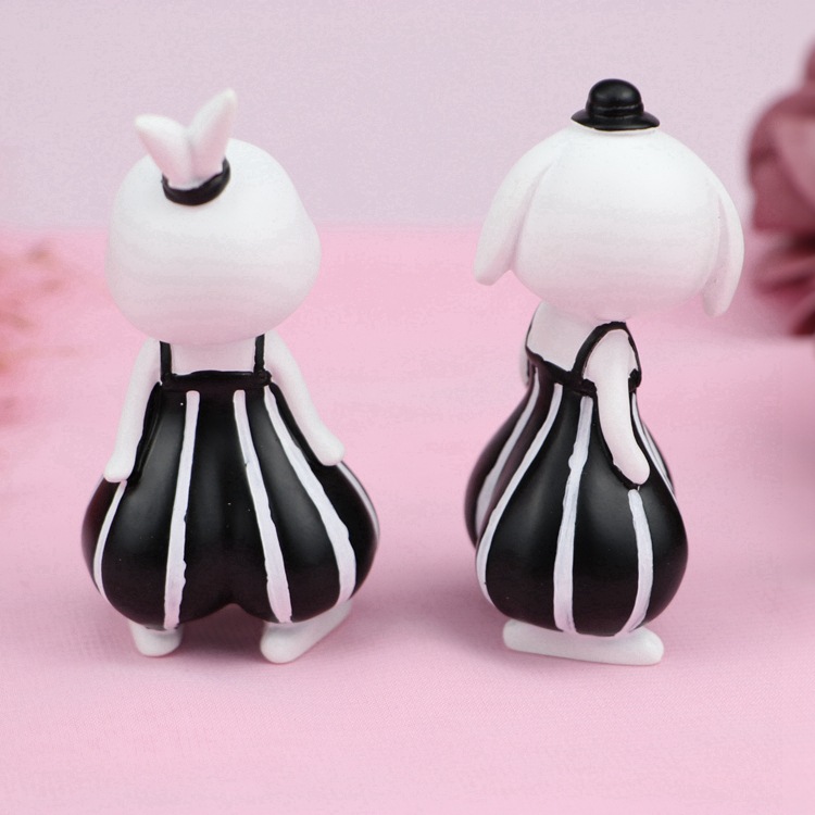 国潮卡通桑迪兔摆件树脂工艺品家居客厅桌面装饰网红兔子生肖节日礼物详情13