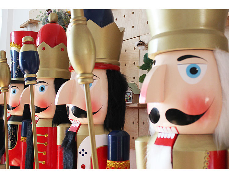 Large nutcracker 150CM in stock, soldier puppet 1.5m, hotel Christmas decorative handicrafts and ornaments pic 3