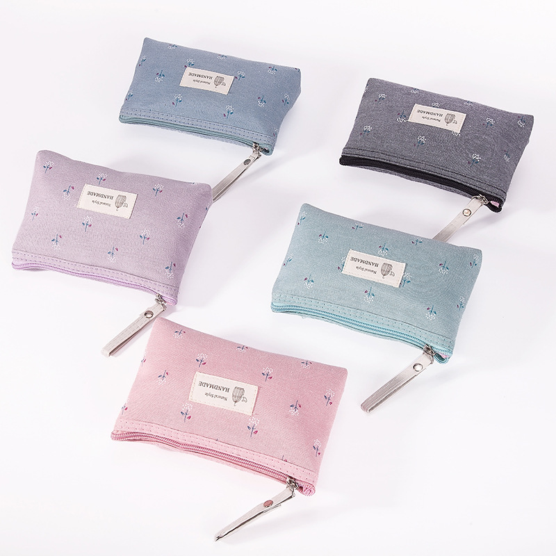 Japanese and Korean canvas waterproof makeup bag for women, portable InS-style flower large-capacity pen case for girls, storage bag and toiletry bag pic 1
