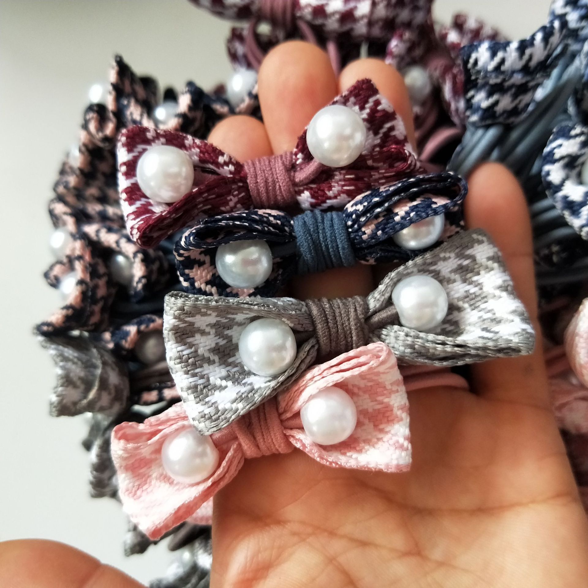 Thousand Bird checkered hair tie No. 99 1 yuan store hair tie bow hair tie popular accessories wholesale fabric bow hair tie 1 yuan per piece wholesale pic 3