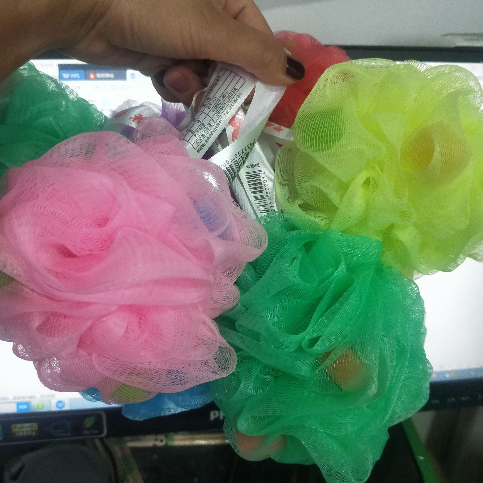 【 Zone 3-7 】【 Bath Flowers 】500 yuan per piece, colored bath balls, bath flowers, sponge blocks, bath flowers, 1 yuan store supply, 1 yuan per piece, wholesale, 1 yuan street stall pic 5