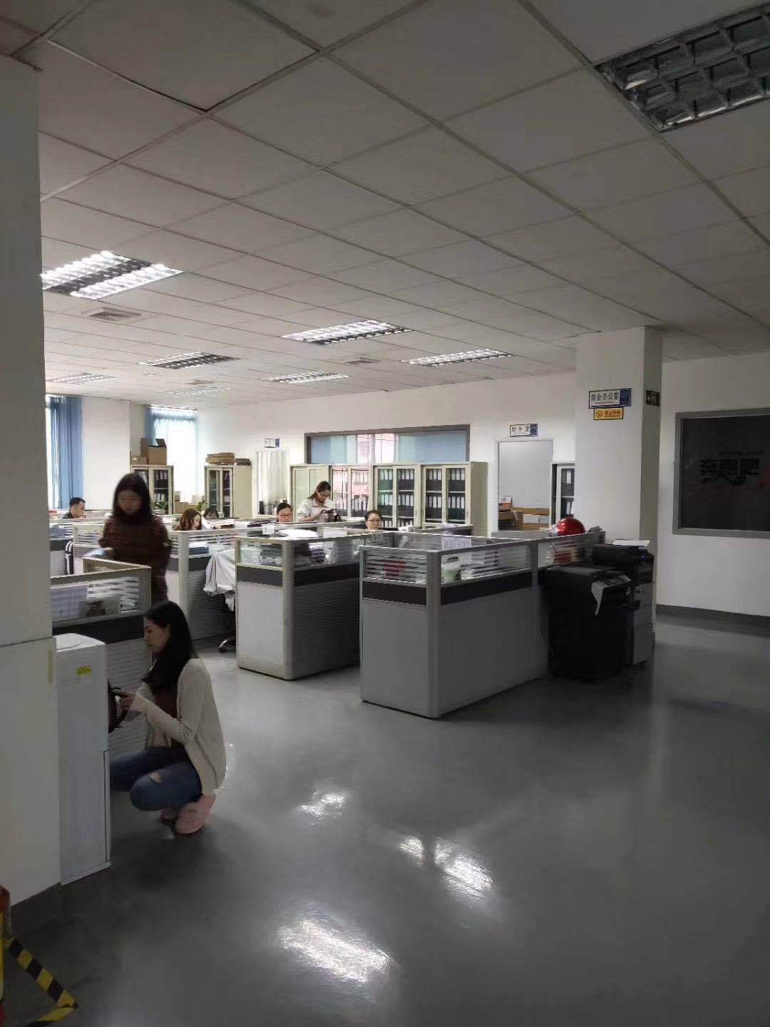 电源转换头新国标五孔多国电源转换器英规三插香港新加坡旅行插头详情28