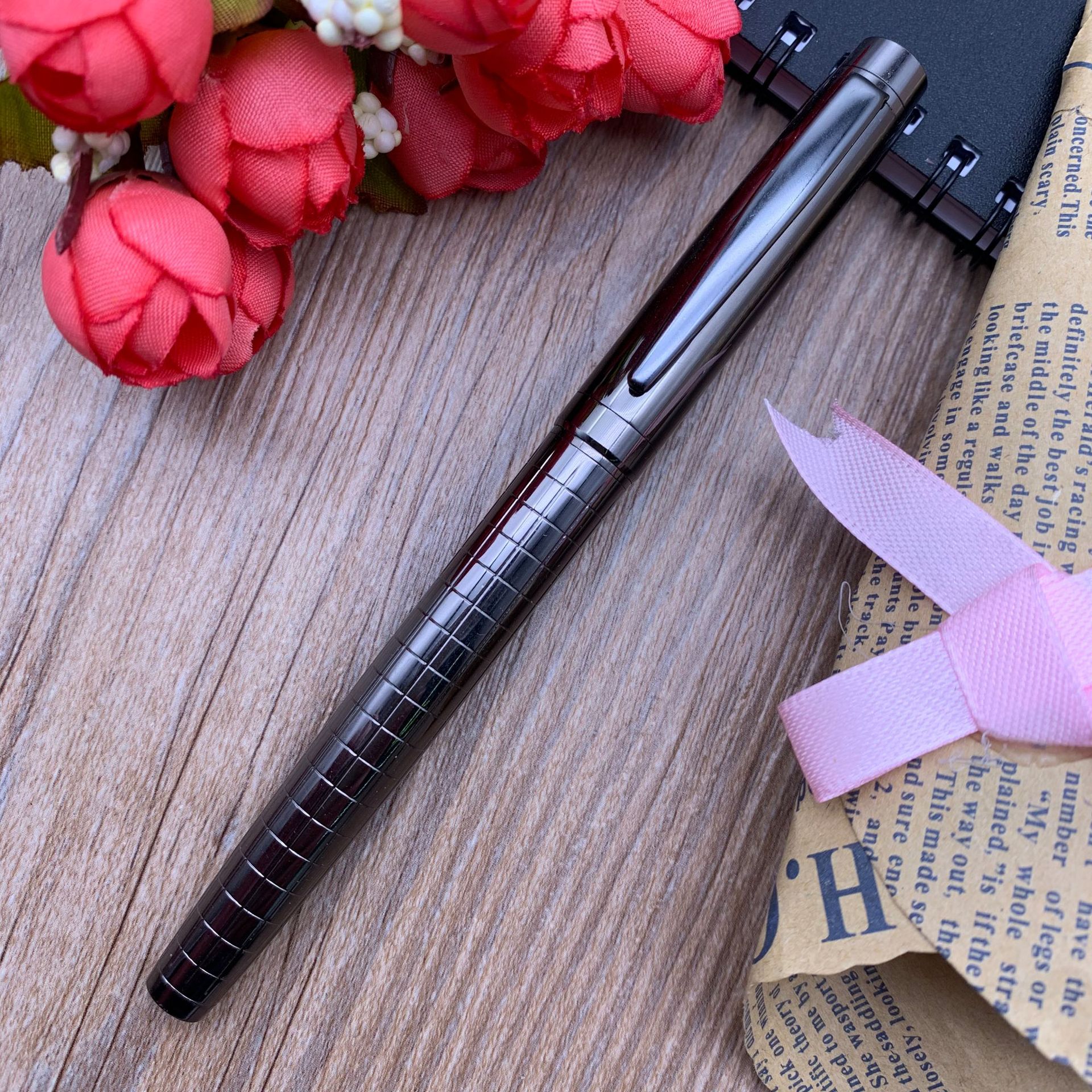 New manufacturer wholesale engraved pens, rotary metal pens, signature pens, advertising pens can be laser-engraved pic 7