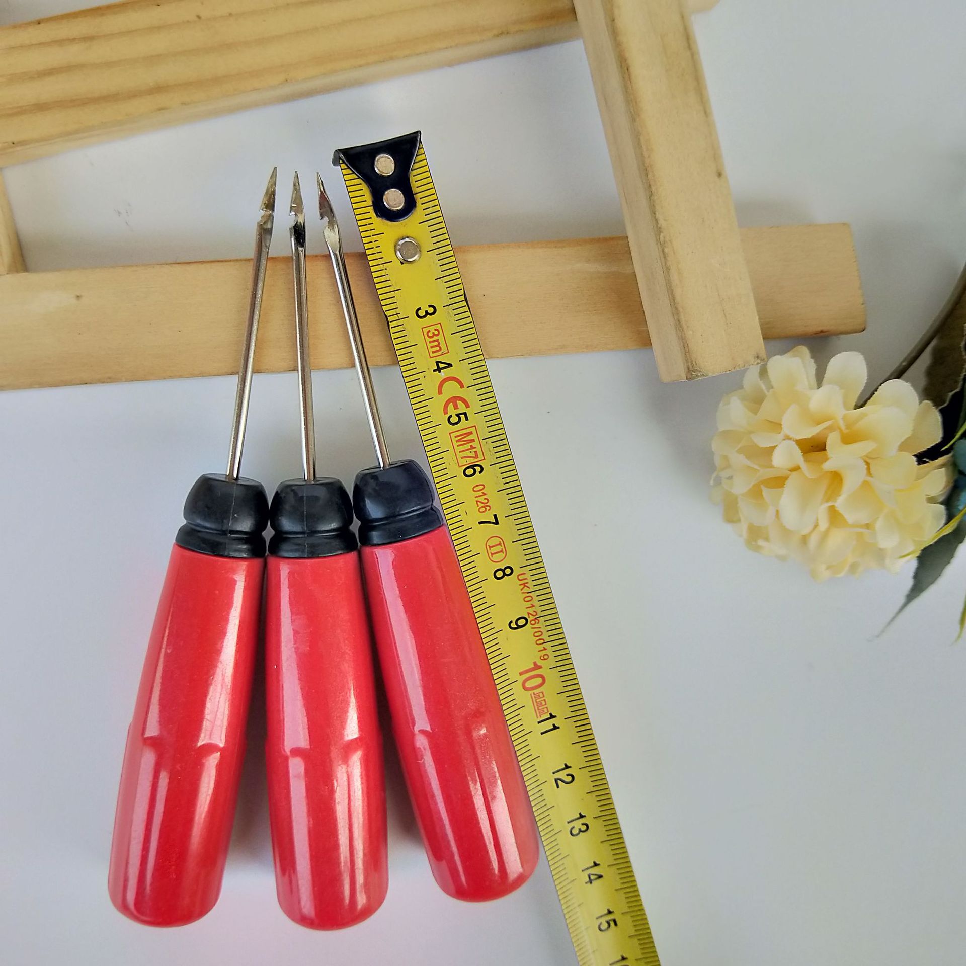 【 Zone 1-6 】 Large red [hook] vertebrae 30/ box 1200/ box 1 yuan 2 yuan Store large hook vertebrae red handle stainless steel hook vertebrae crochet shoe repair vertebrae 1 yuan product pic 3