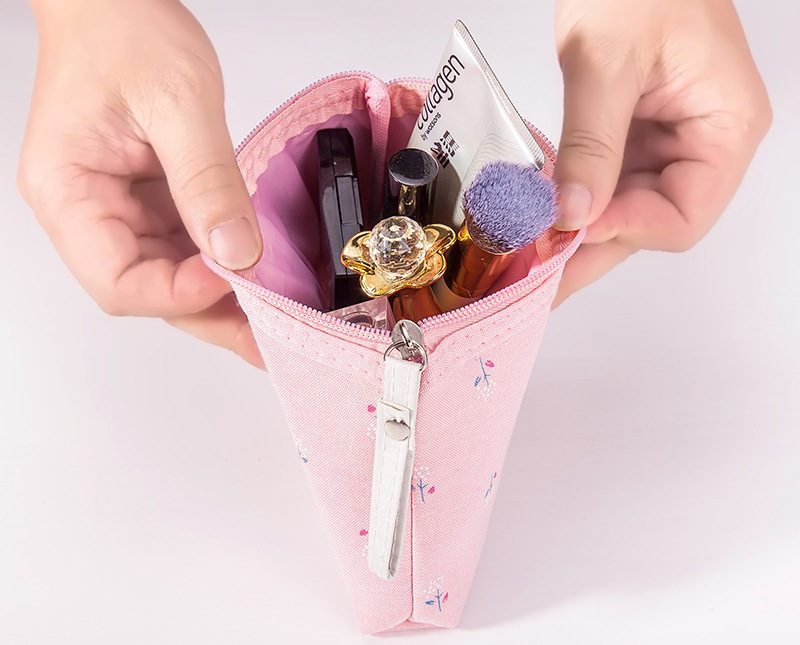 Japanese and Korean canvas waterproof makeup bag for women, portable InS-style flower large-capacity pen case for girls, storage bag and toiletry bag pic 4