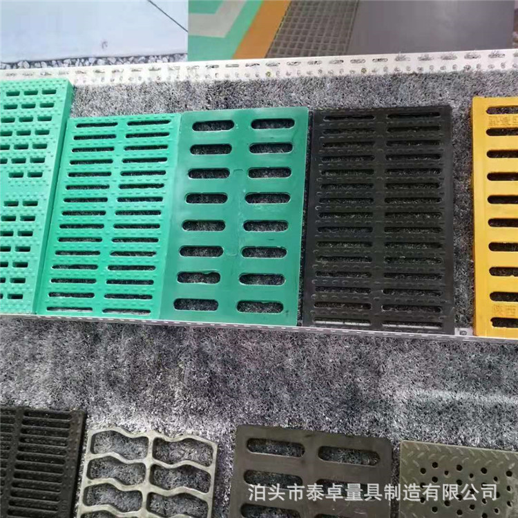 Wholesale resin manhole covers, composite rainwater grates, high-molecular resin grates, and rainwater channel covers in stock pic 11