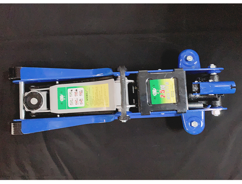 Horizontal hydraulic jack for small cars, 2.5-ton, a special off-road vehicle auto repair tool for changing tires of vehicle-mounted cars pic 8