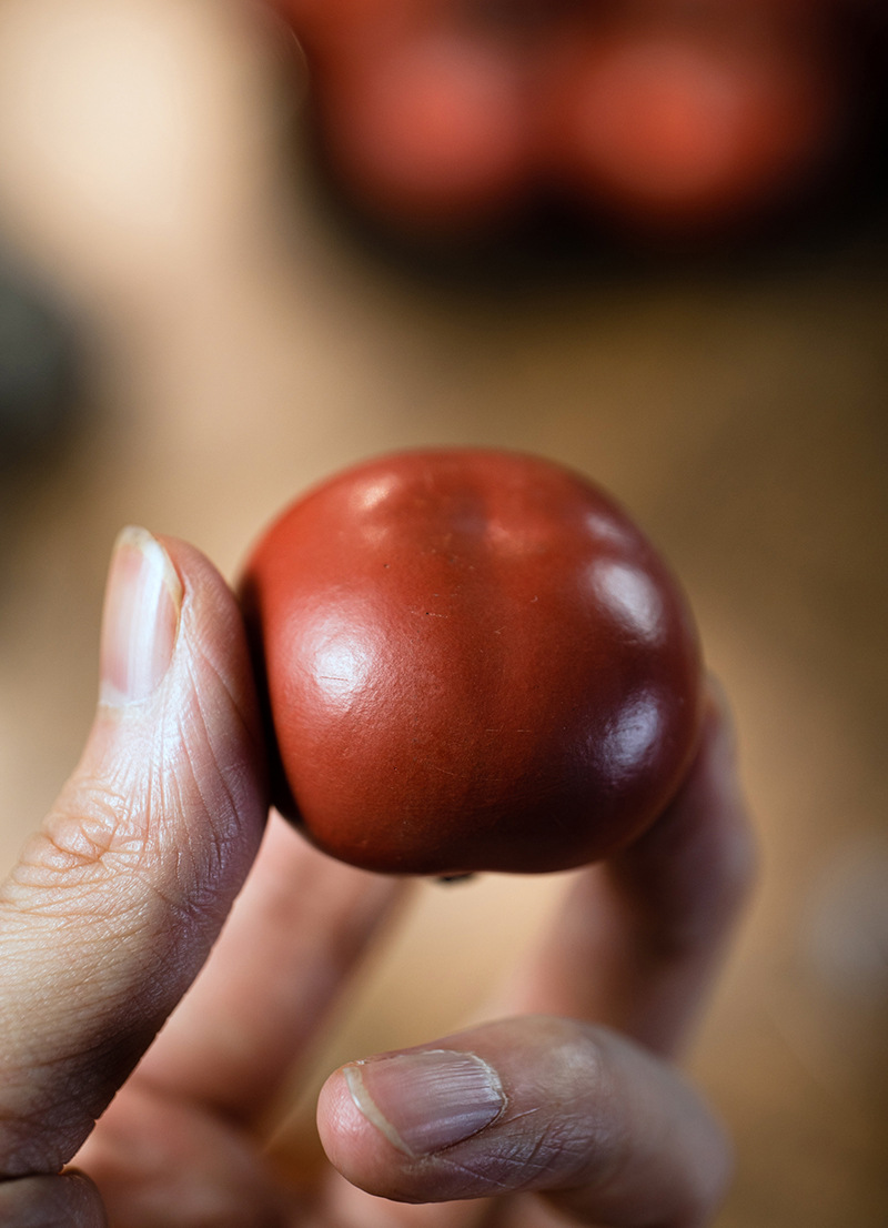 Yixing purple clay tea pet persimmon ornaments, tea toys that can be cultivated, sculptures, tea set accessories, handcrafted color-changing, everything goes well wholesale pic 14