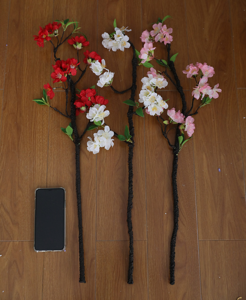 Red plum blossoms, artificial flowers, large foam branches, cherry blossoms, silk flowers, soft furnishings, home decoration, scene arrangement, artificial plants, ecological beautification of space pic 13