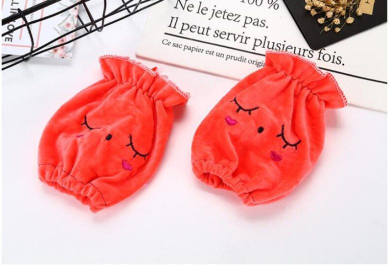 Wholesale cute cartoon Mimi Rabbit sleeve protectors, anti-stain and anti-dirt sleeve protectors, adult sleeve protectors, 2-yuan store hot sales pic 7
