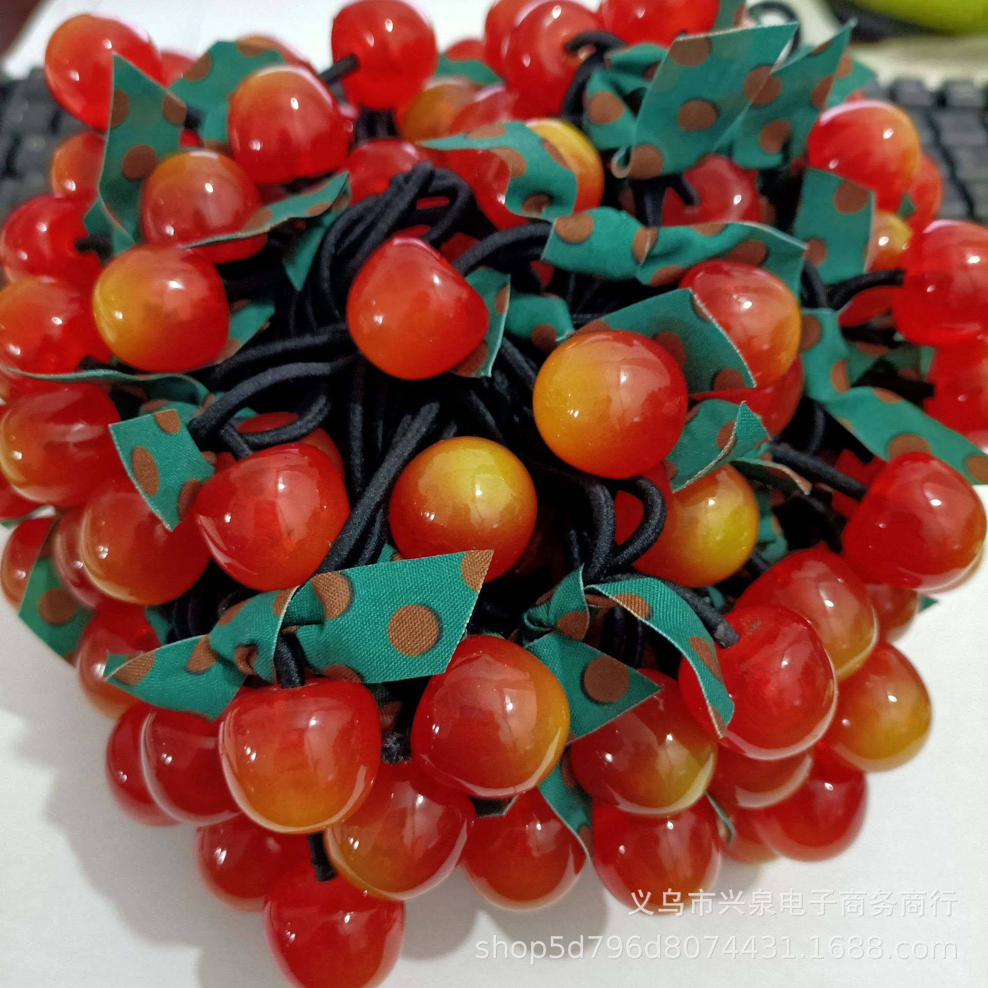 Big Cherry Hair Tie No. 118, 1 yuan, popular hair tie, cherry simulation hair tie, ribbon hair tie, fashionable Internet celebrity Korean version hair band, 2 yuan, accessory pic 10