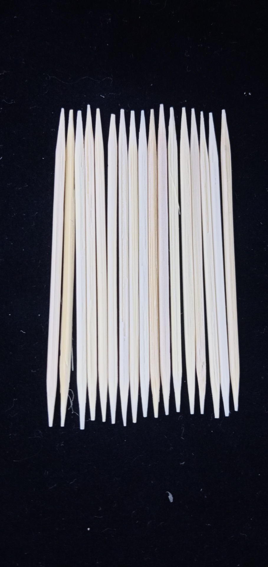 Disposable box-packed double-pointed toothpicks, fruit picks/hotel/home/guesthouse, approximately 4,000 pieces pic 3