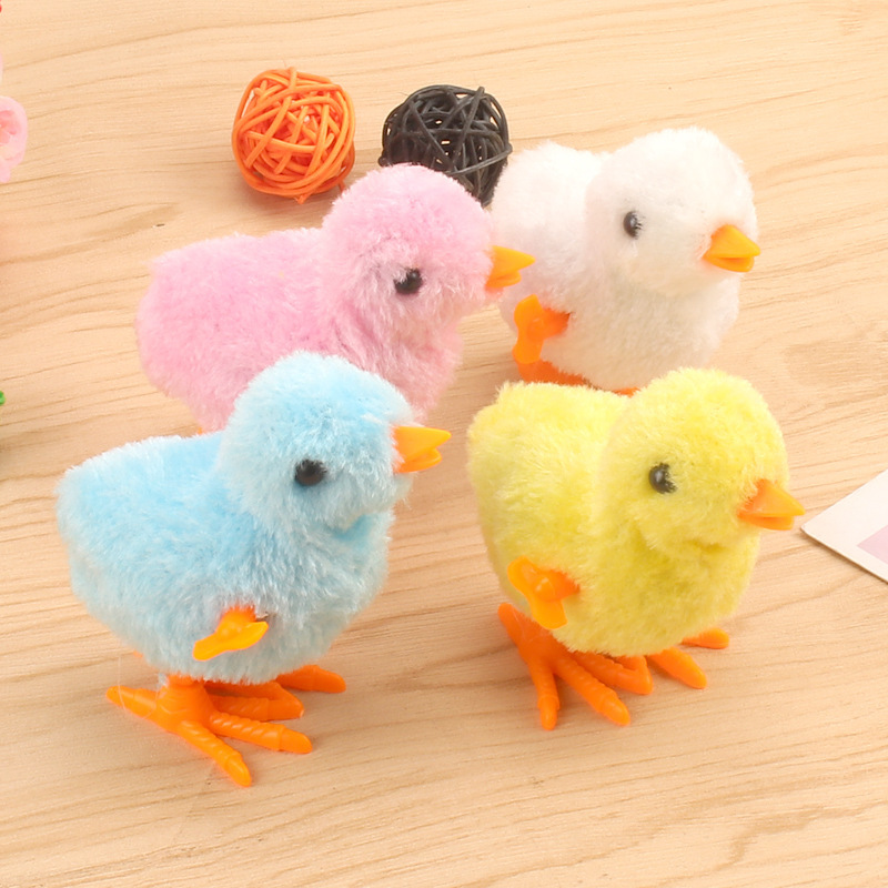This plush wind-up chicken is a cute, nostalgic and realistic toy for children, babies and kids. It can be wound up, jump and run pic 8