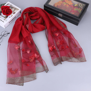 Yunnan Chinese style embroidery scarf for women autumn and winter, ethnic style cashmere Suzhou embroidery thickened warm shawl, dual-purpose pic 3